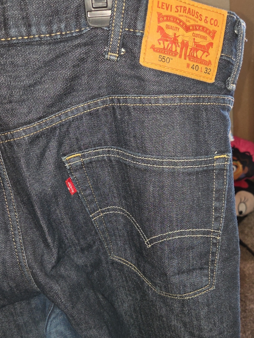Levi's 550 Relaxed Fit Men's Jeans - Indigo with Yellow Stitching